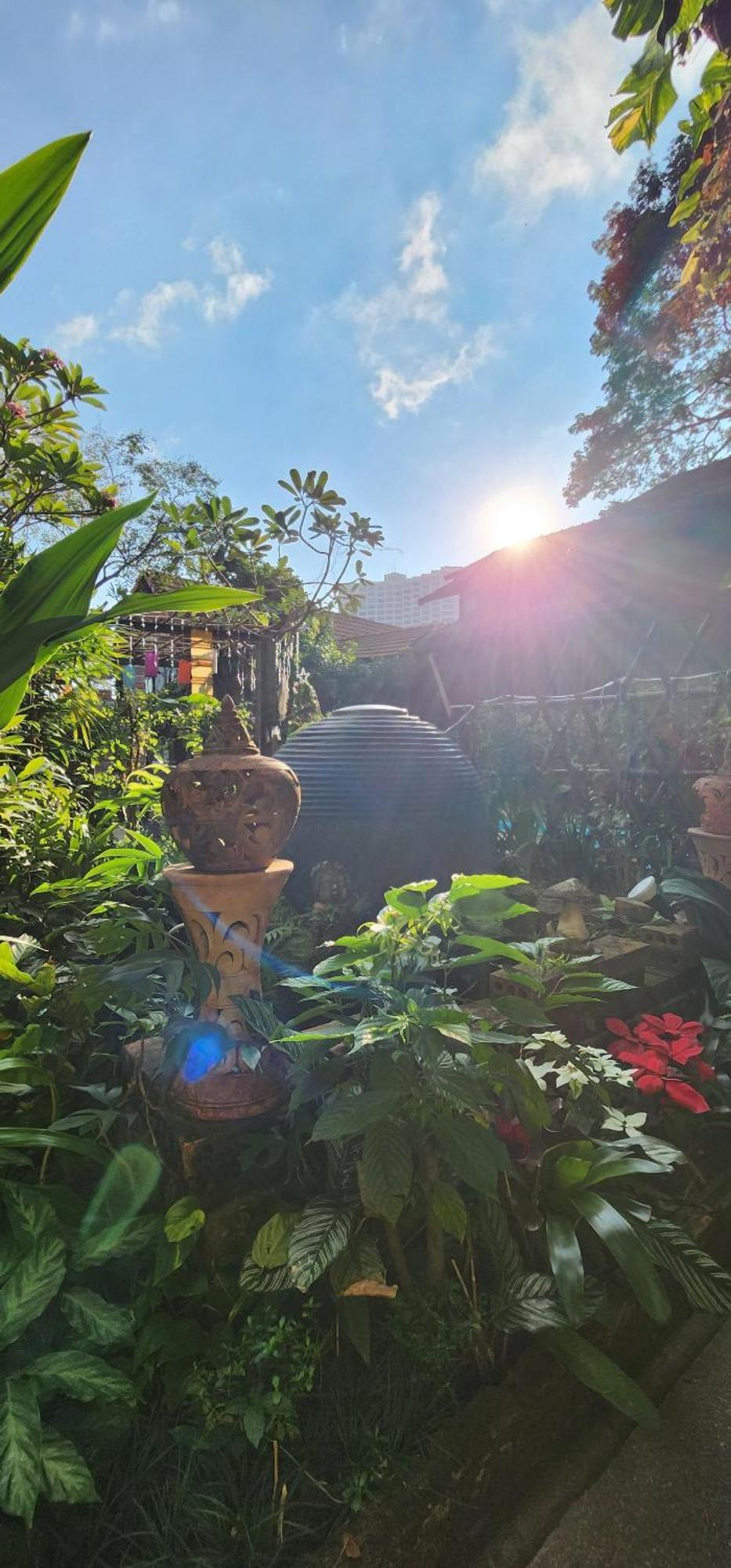 Club One Seven Gaymen Chiang Mai Hotel Eksteriør billede