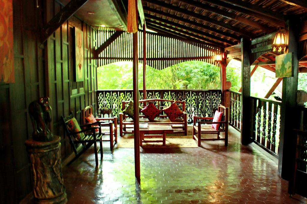 Club One Seven Gaymen Chiang Mai Hotel Eksteriør billede
