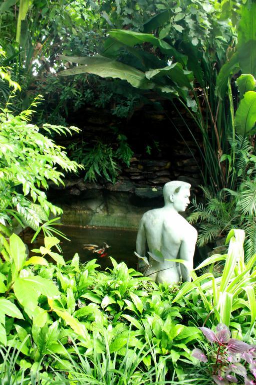 Club One Seven Gaymen Chiang Mai Hotel Eksteriør billede