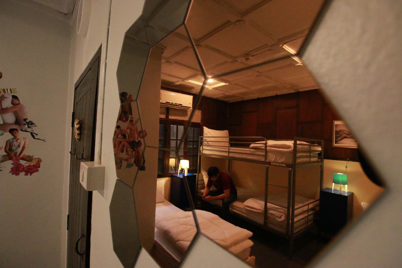 Club One Seven Gaymen Chiang Mai Hotel Eksteriør billede
